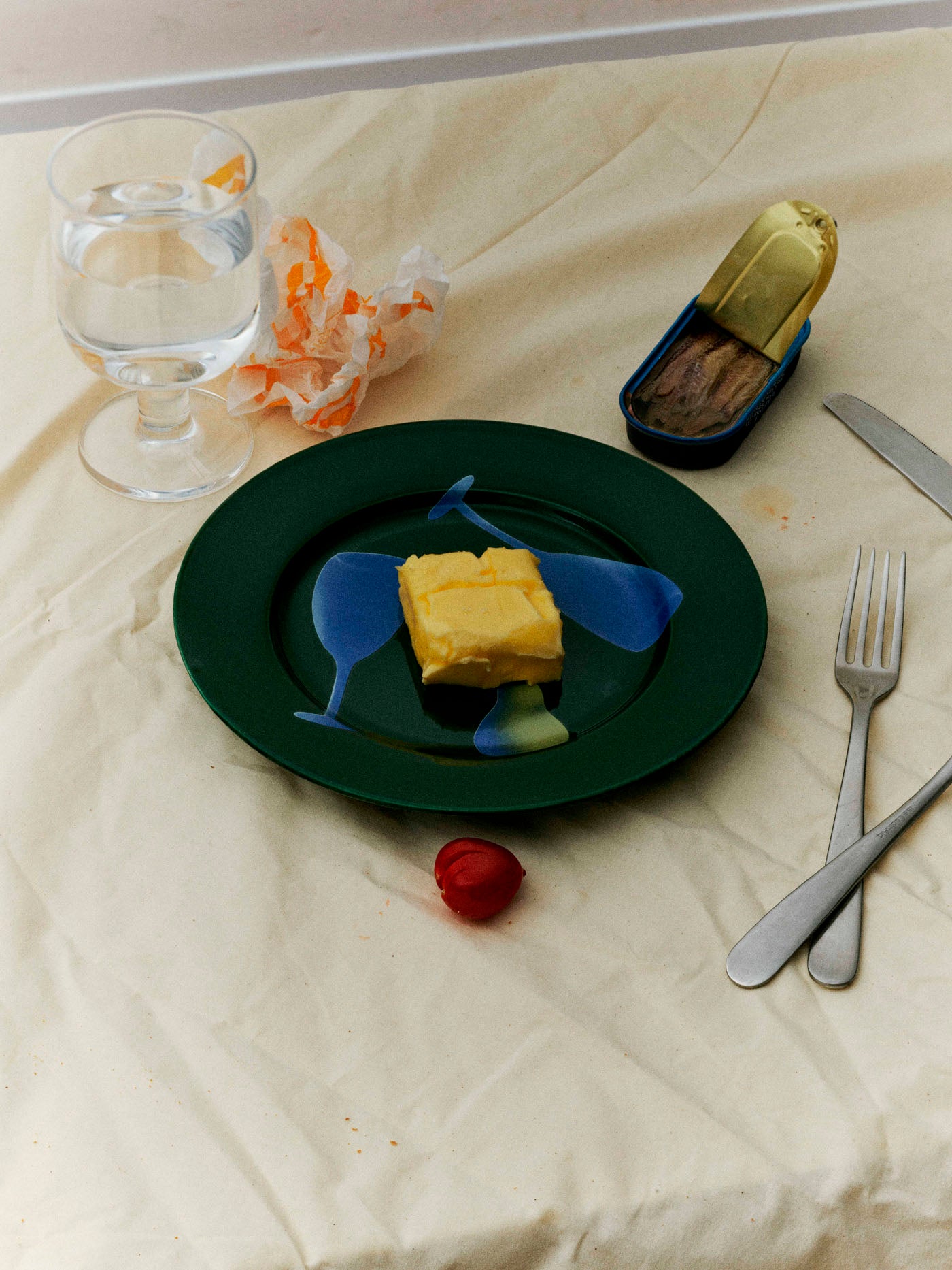 Elegant Patterned Ceramic Plate Set