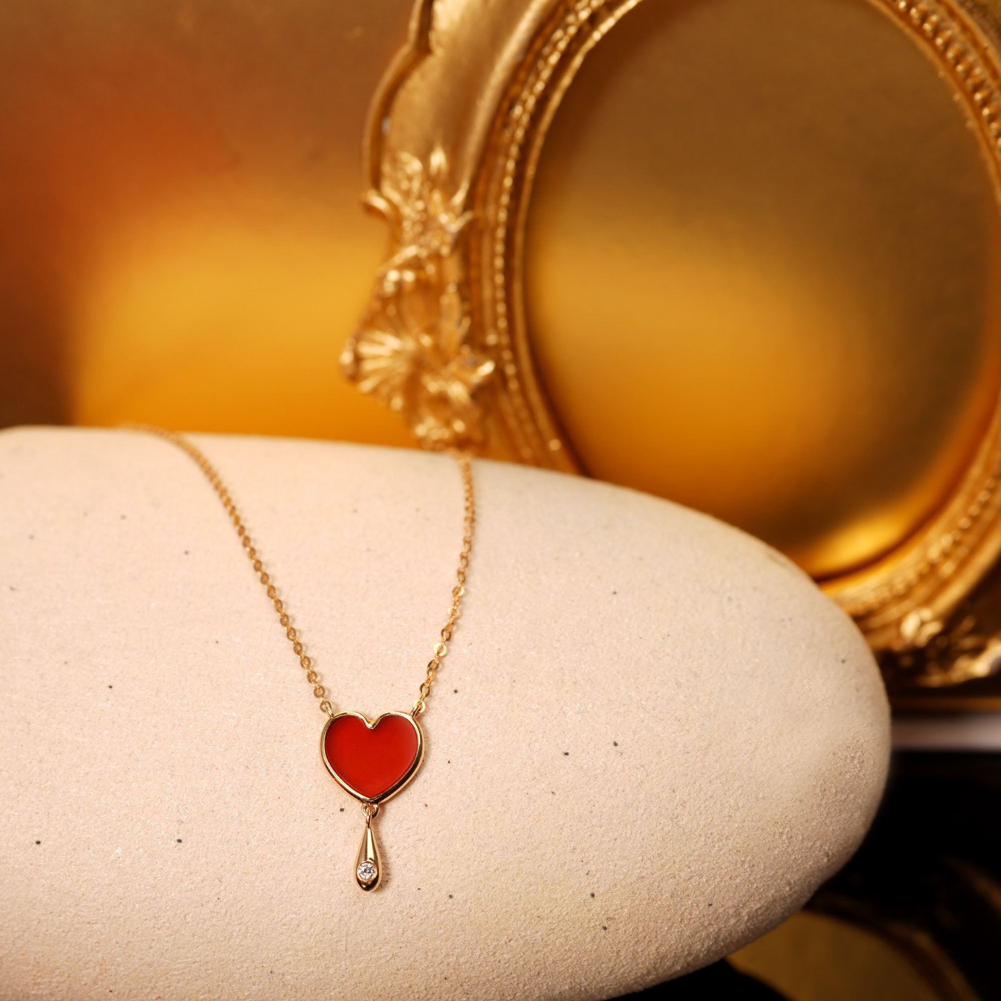 HEART PENDANT